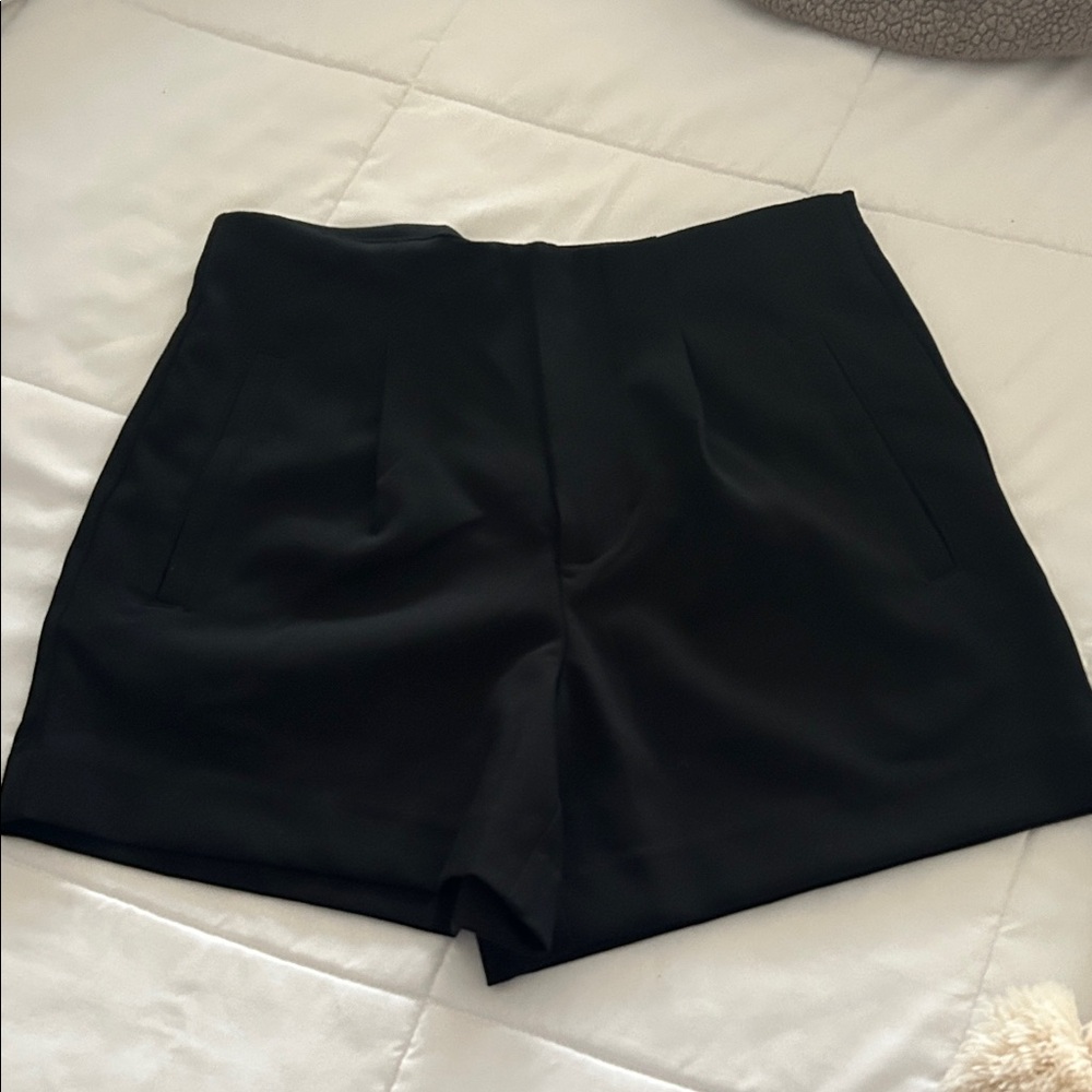 a new day Women's High Waist Black Shorts